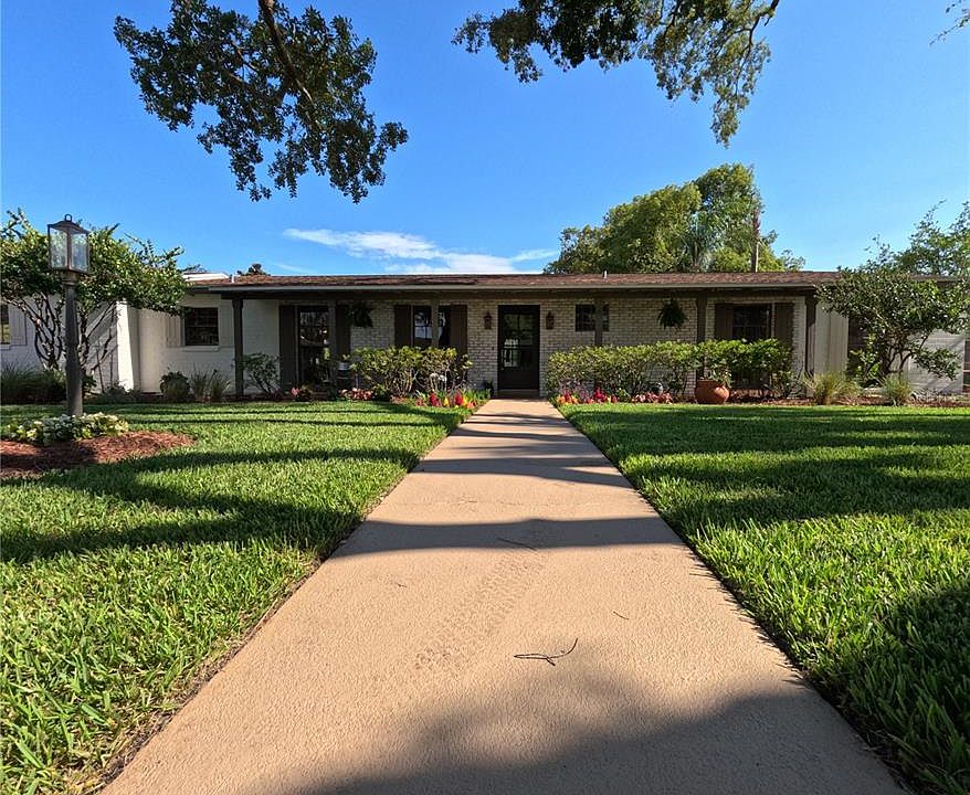 1st image of 802 Underoak Dr