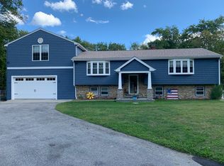 77 County St, Rehoboth, MA 02769