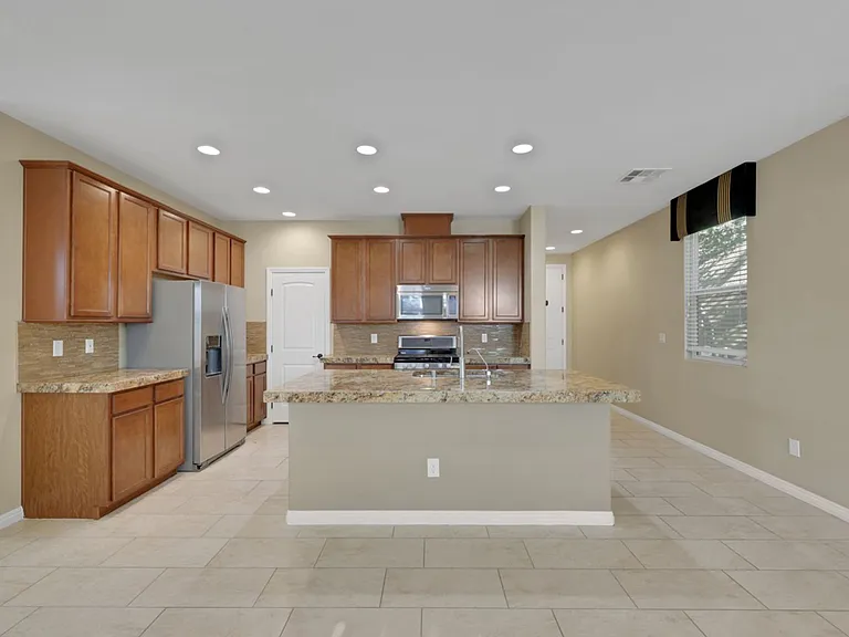 11323 Coulter Canyon St — Photo 14