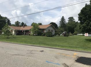 4 Tryon Pl, Johnstown, NY 12095