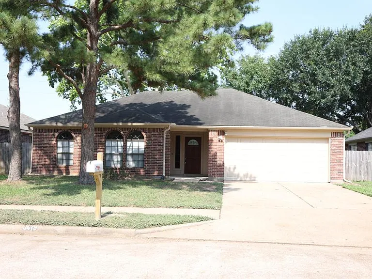 3419 Lakeland Gardens Dr — Photo 1