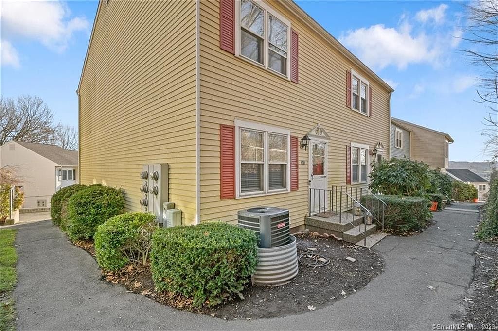 55 Mill Plain Rd UNIT 161, Danbury, CT 06811 Zillow