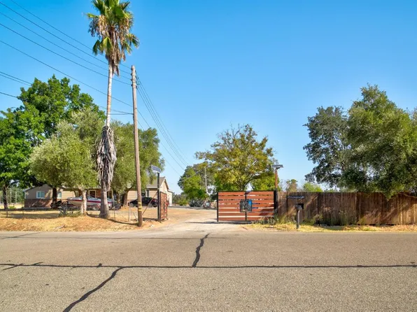10535 Halfway Rd, Elk Grove, CA 95624