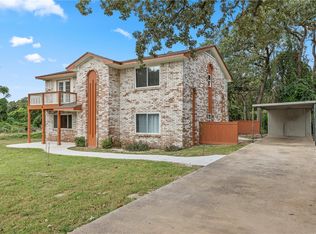 8 Hickory Rdg, Hilltop Lakes, TX 77871