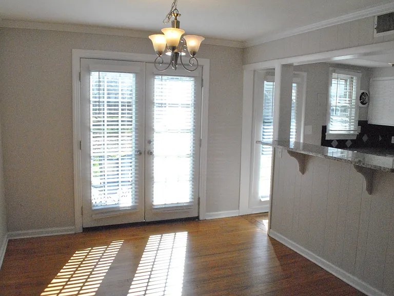 1038 Nichols Dr — Photo 19