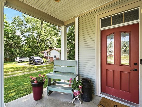 5th image of 48 N Limestone St