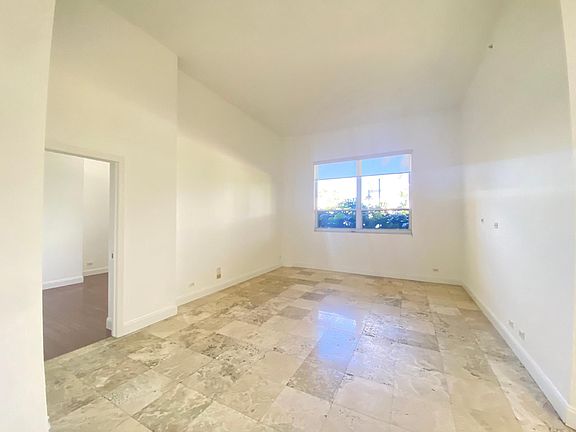 3rd image of 888 Brickell Key Dr APT 303