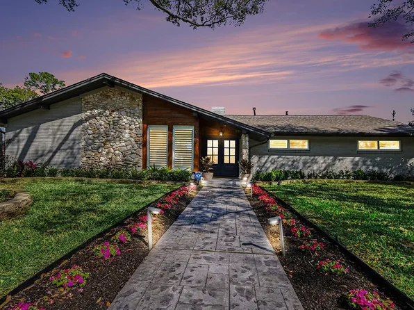 10718 Longmont Dr, Houston, TX 77042