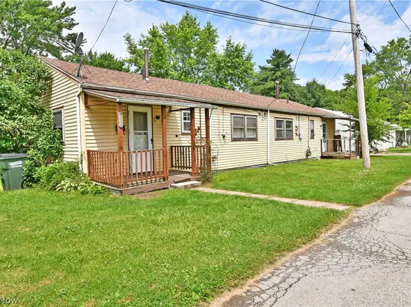 410 Newton Dr, Newton Falls, OH 44444