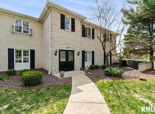 3136 Huntington Woods Dr APT E, Springfield, IL 62704