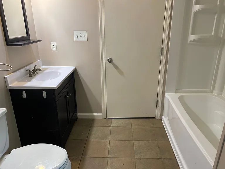 342 Hillcrest Dr — Photo 4