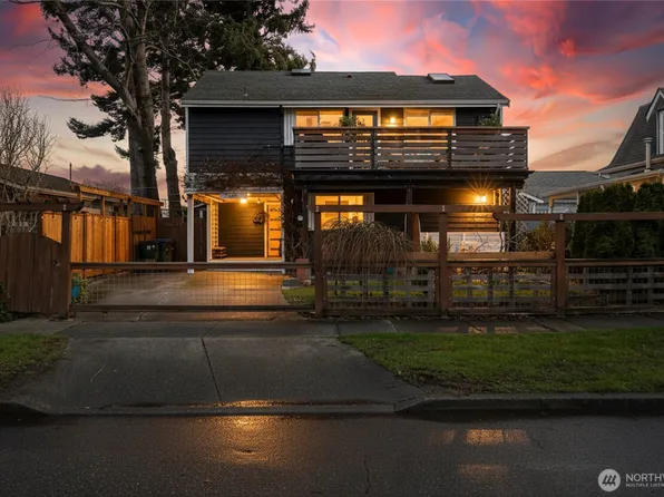 2404 Cherry Street, Bellingham, WA 98225