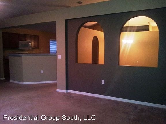 5th image of 3814 Sunset Cove Dr