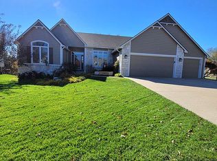 1128 Summerfield Way, Lawrence, KS 66049