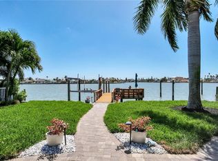 16333 Redington Dr, Redington Beach, FL 33708