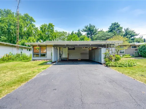 1011 34th St NW, Canton, OH 44709