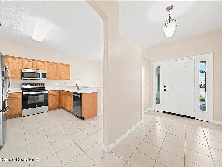 5647 Indigo Crossing Dr — Photo 5