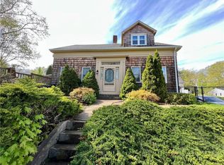 18 High St, Scituate, RI 02831