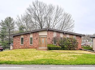 142 Sheffield Dr, Irwin, PA