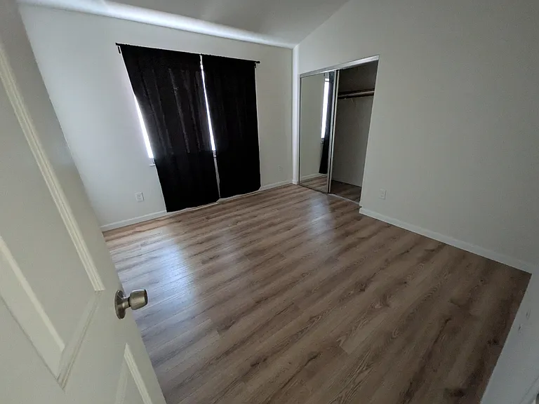585 Hildale Cir — Photo 7