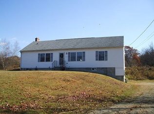 153 Willis Rd, Gardner, MA 01440