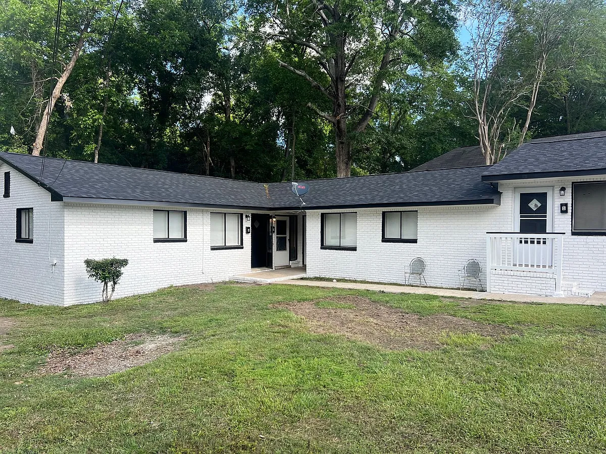 Building Photo - 1501 8th Ave #3