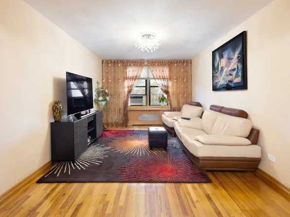 2741 East 28th Street image 1 of 12