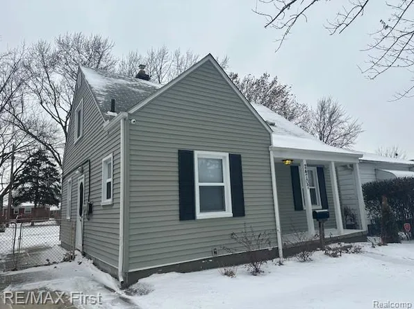 24707 Saxony Ave, Eastpointe, MI 48021