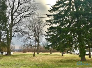 4710 Corduroy Rd, Oregon, OH 43616