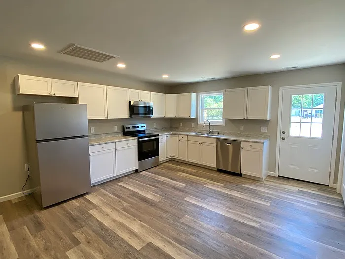 133 W Main Dr — Photo 5