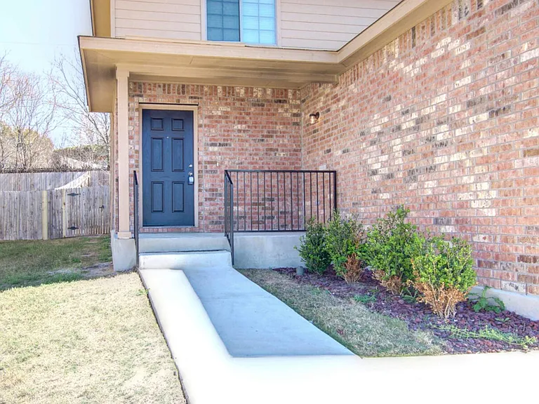 2726 Telder Path — Photo 2