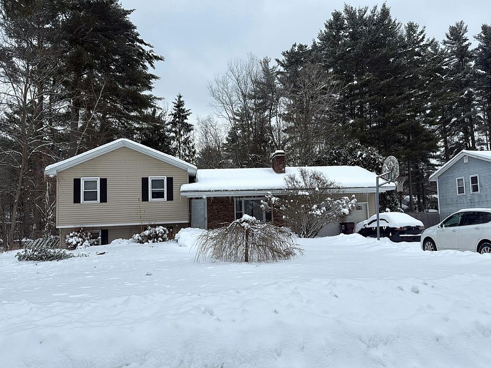 1st image of 21 Whippoorwill Rd