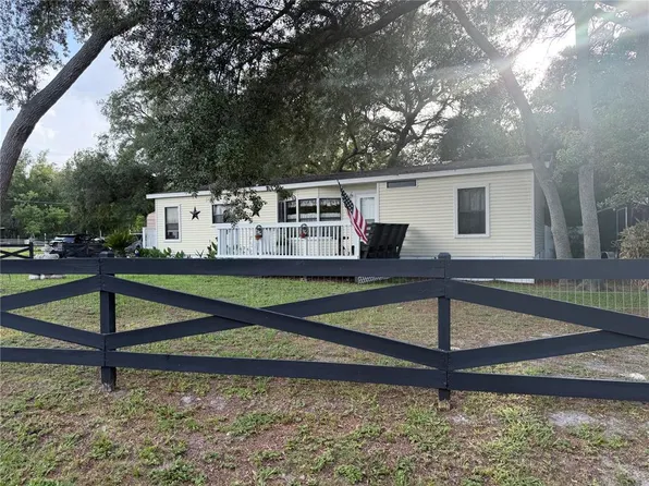 40235 Overlook Dr, Eustis, FL 32736