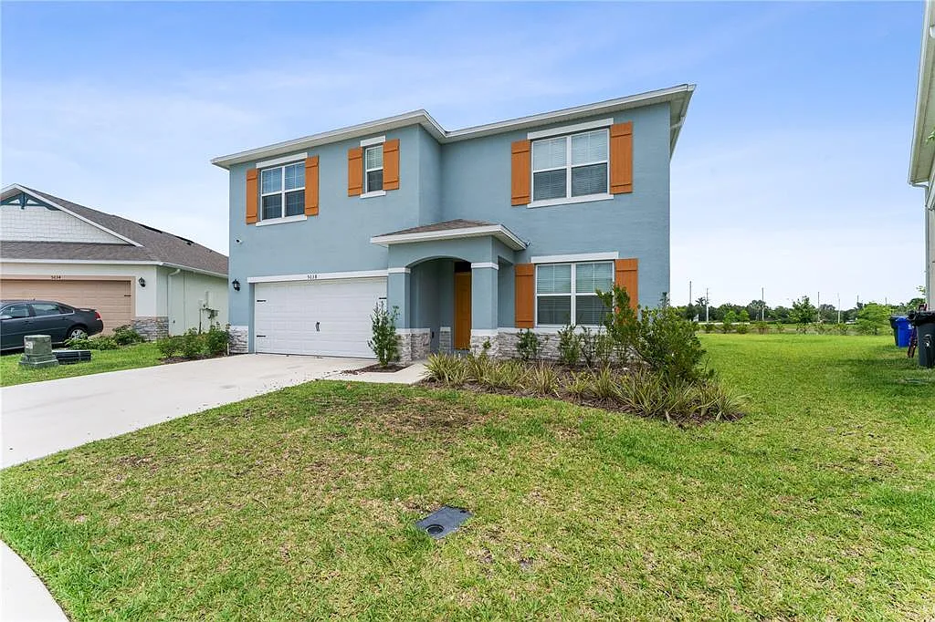 5 bed, 3.0 bath, 2670 sqft, $2,800 — Photo 3