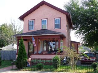 419 Avon St, Aurora, IL 60505