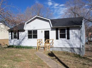 247 Raintree Dr, Clarksville, TN 37042