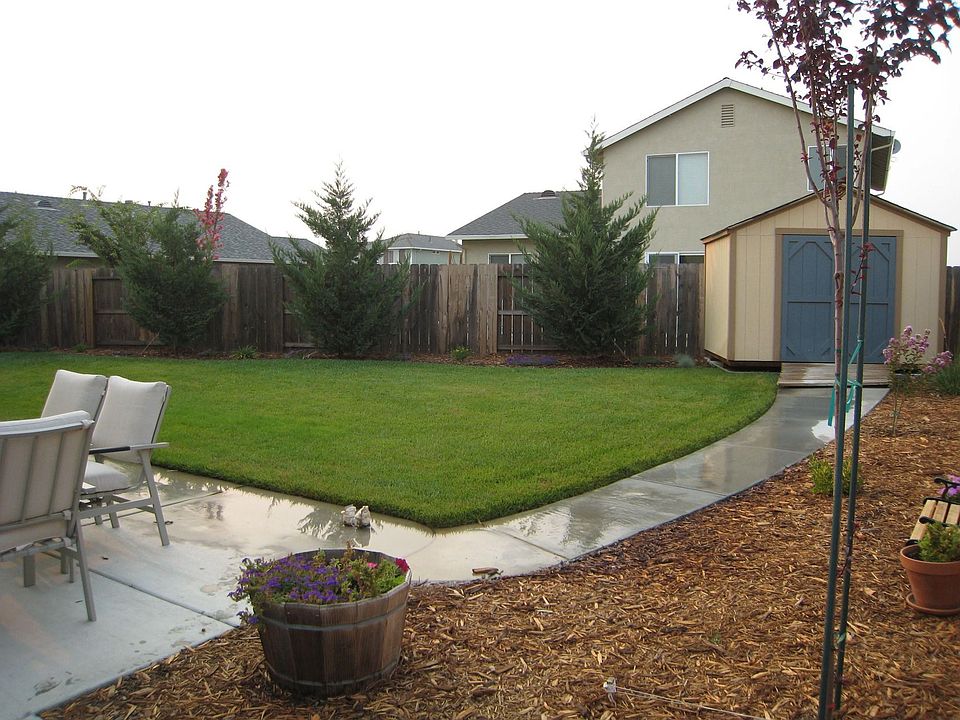 2nd image of 634 Salomon Dr