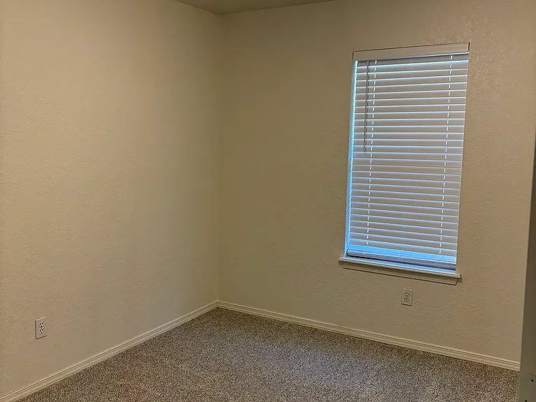 701 Goshawk Dr — Photo 19