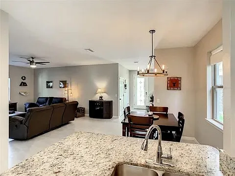 6402 Yellow Buckeye Dr — Photo 12