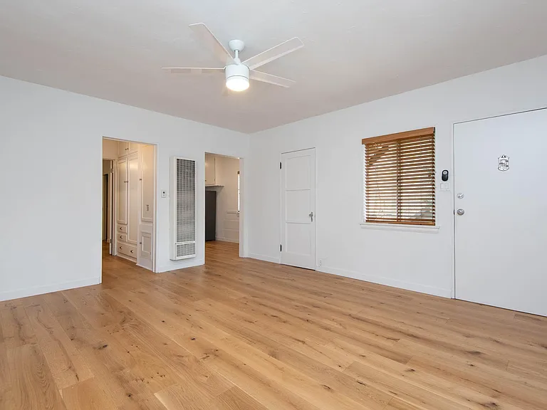 9031 Rangely Ave — Photo 2