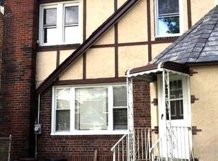 11467 198th St, Saint Albans, NY 11412
