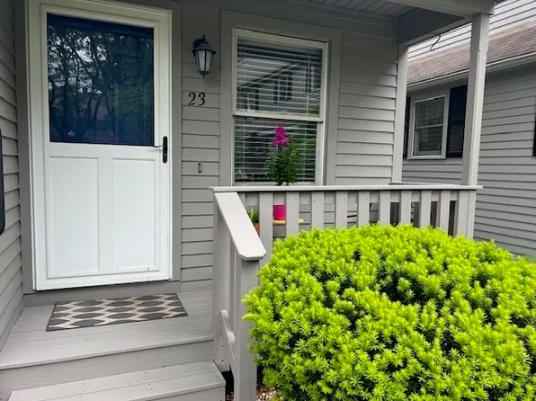 192 Pleasant St APT 23, Leominster, MA 01453