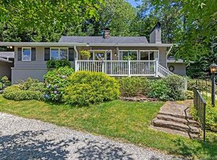 160 Deerlake Rd, Brevard, NC 28712