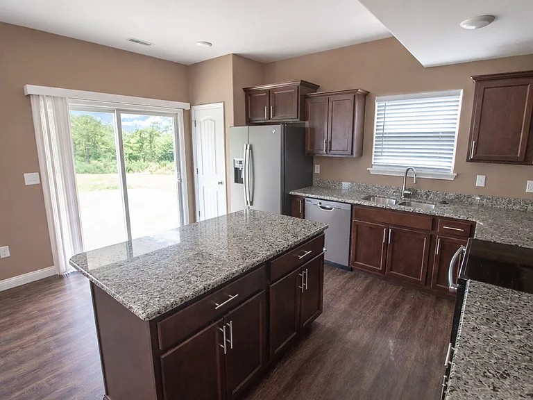 2810 Amberwood Ct — Photo 7
