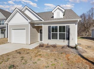 664 Brown St, Lexington, NC 27292