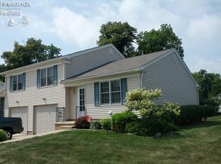 382 Lighthouse Oval, Lakeside Marblehead, OH 43440