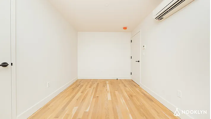 Rented by Nooklyn NYC LLC | media 48