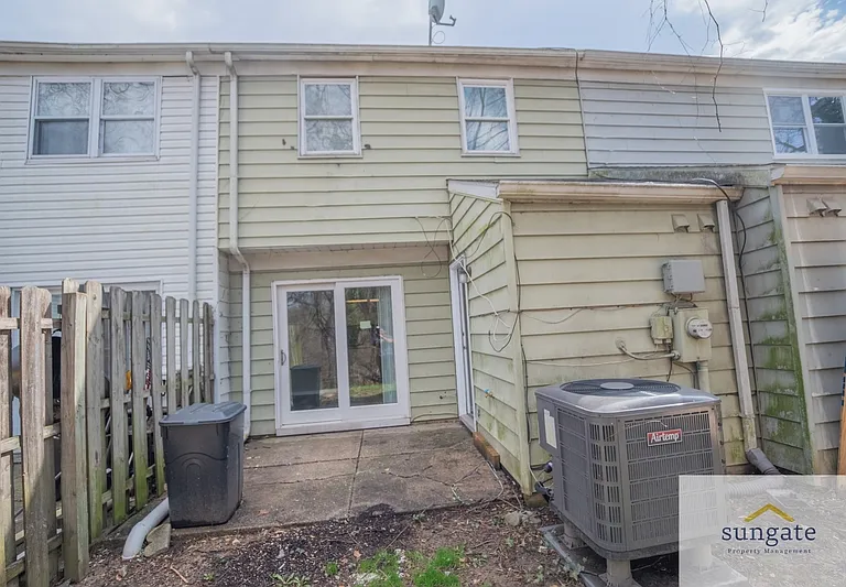 6449 Union Ct — Photo 34