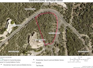 1208 S Summit Dr #6A, Santa Fe, NM 87501