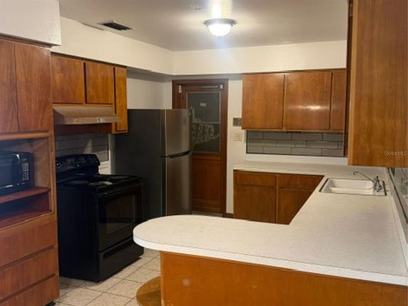 3rd image of 14812 N IRIS AVENUE